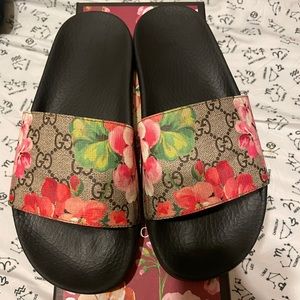 Authentic gucci slides